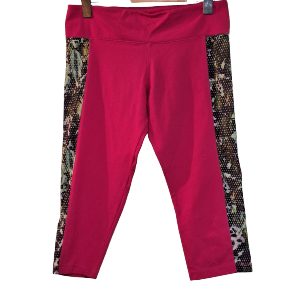 Athletic pink capris